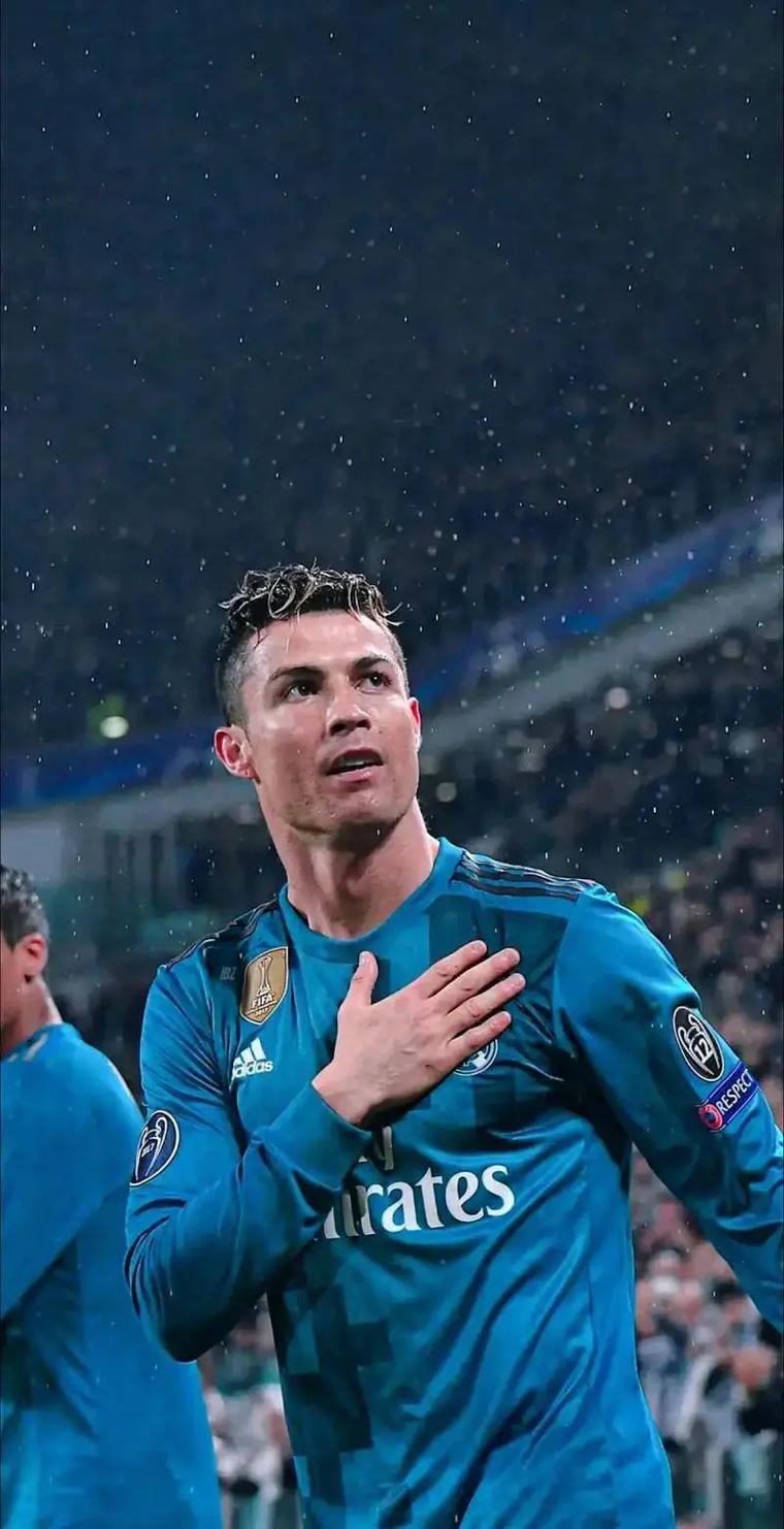 多队调整轮换应对密集赛程