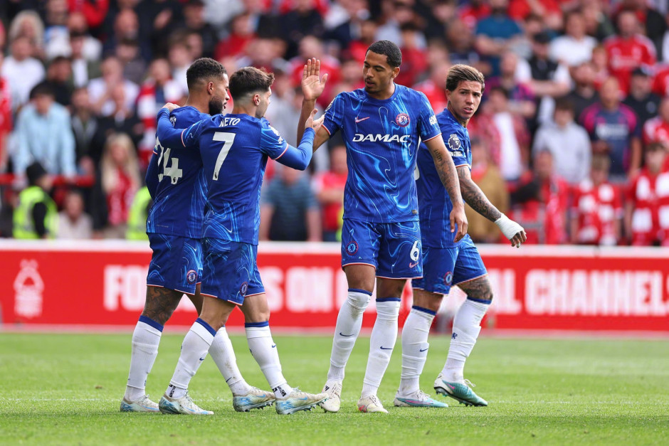 NBA最新排名出炉！湖人无路可退，凯尔特人2队大爆冷，快船喜讯连连